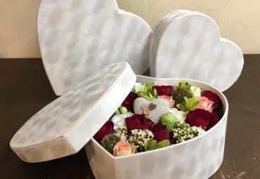 Flowerbox a cuore di velluto