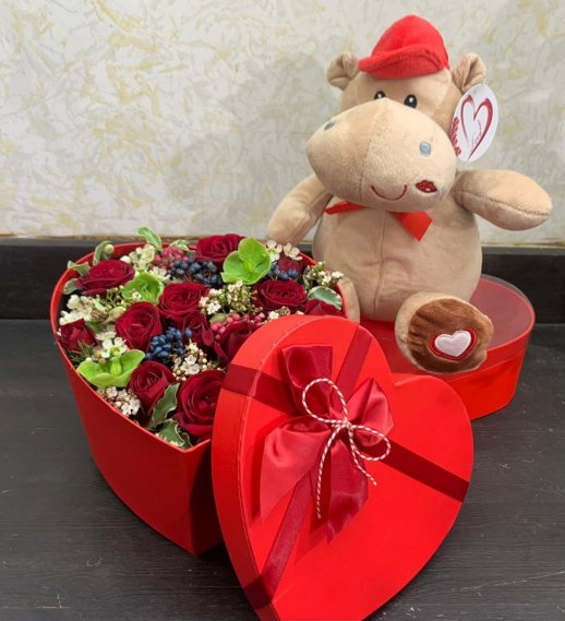 Flowerbox a cuore con Ippopotamo Pippo